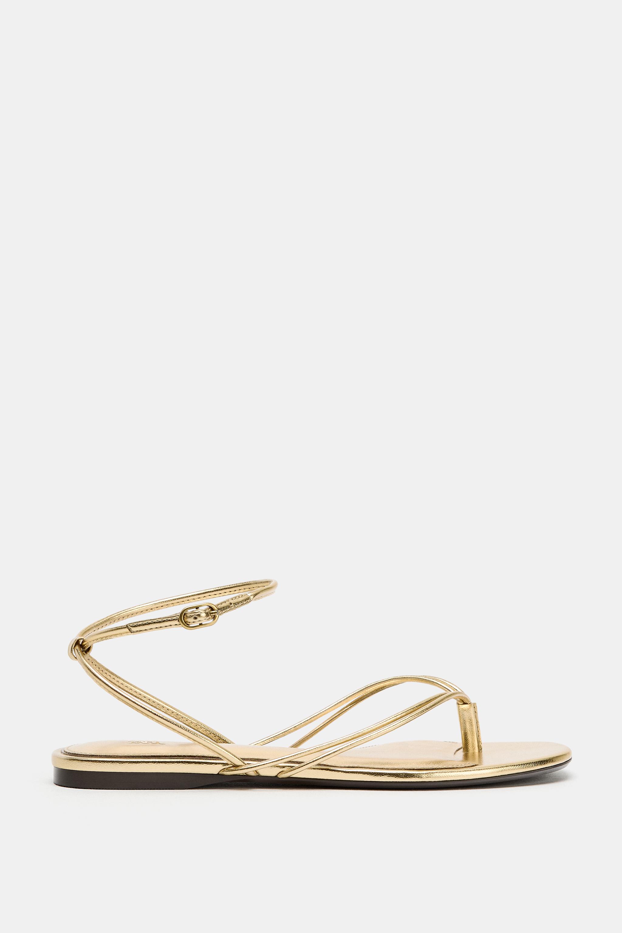 METALLIC EFFECT FLAT SANDALS